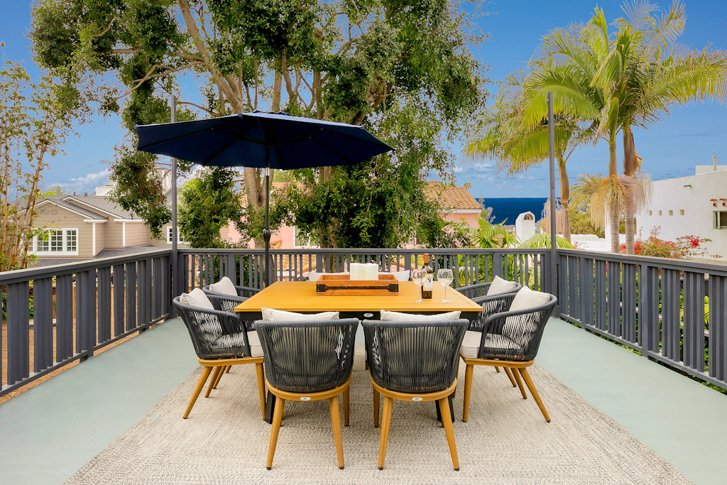 La Jolla Beach Retreat