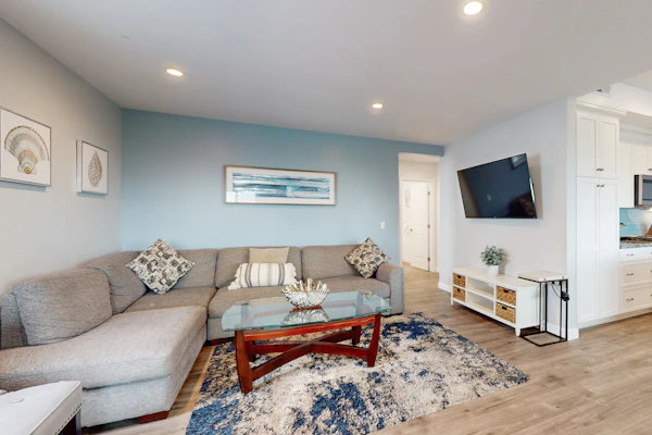 Coastal Cabana - 4BR