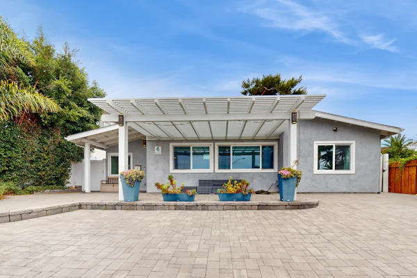 Coastal Cabana - 4BR