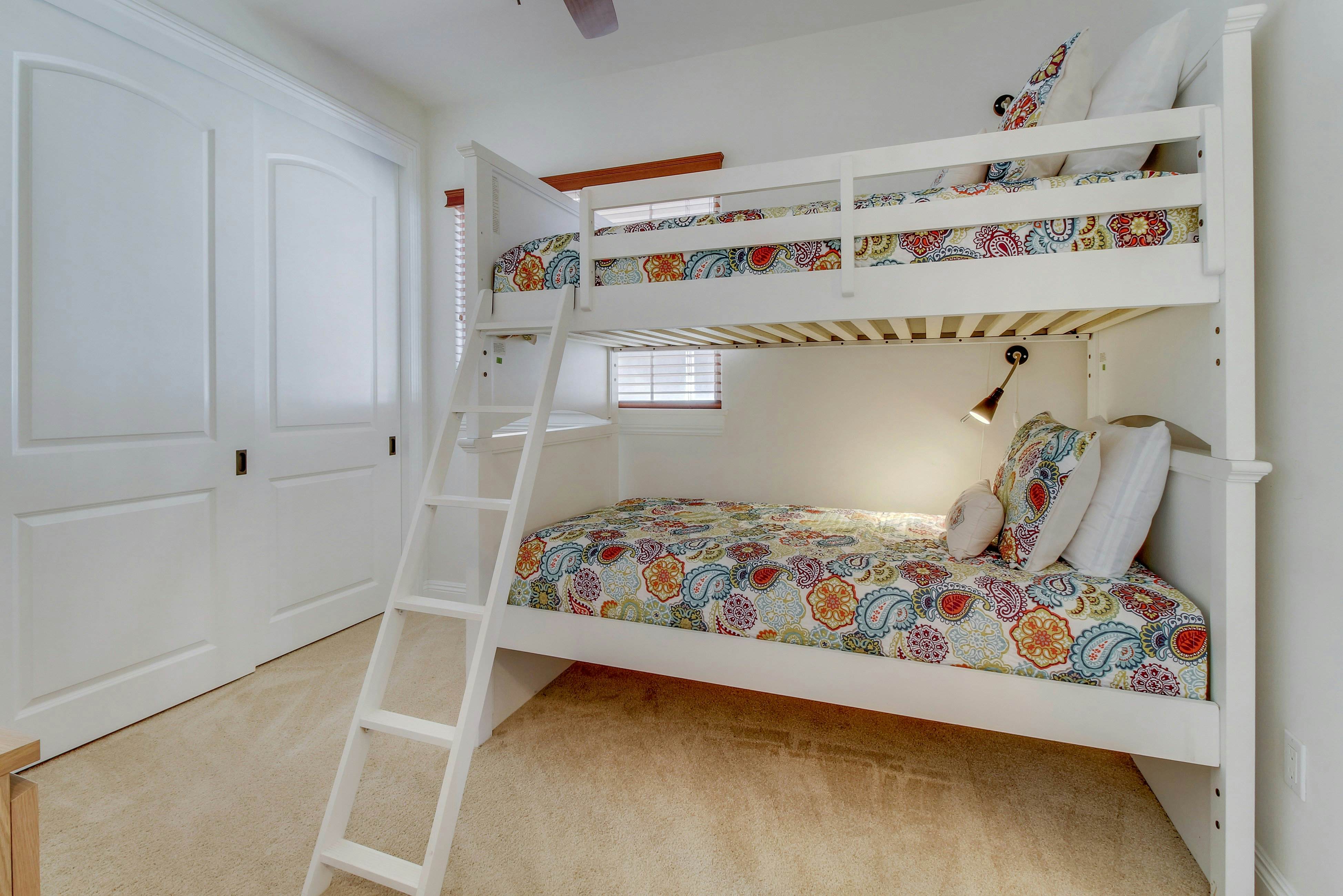 Oceanside Sunset Shores