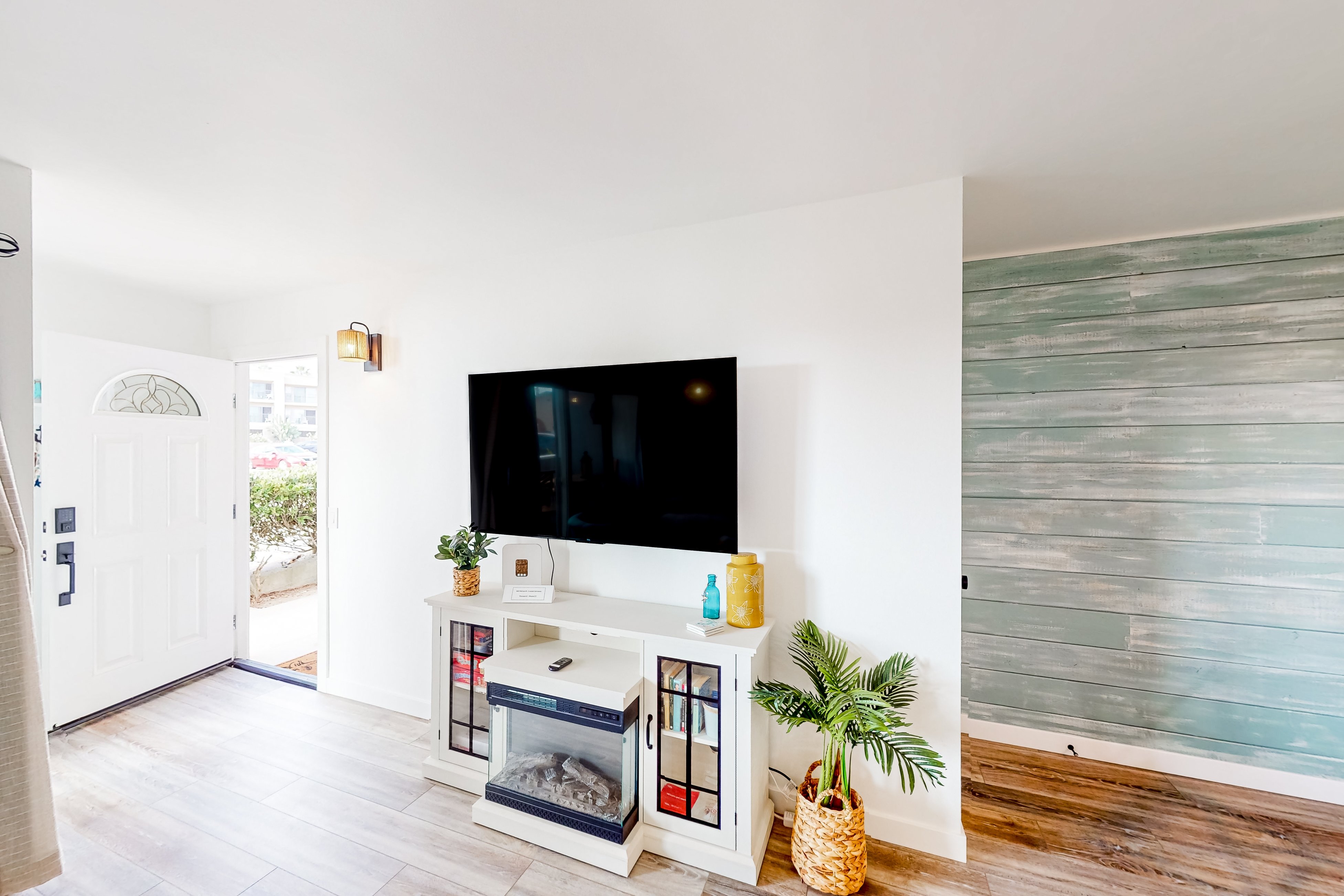 Pacific Street Hideaway Unit 2