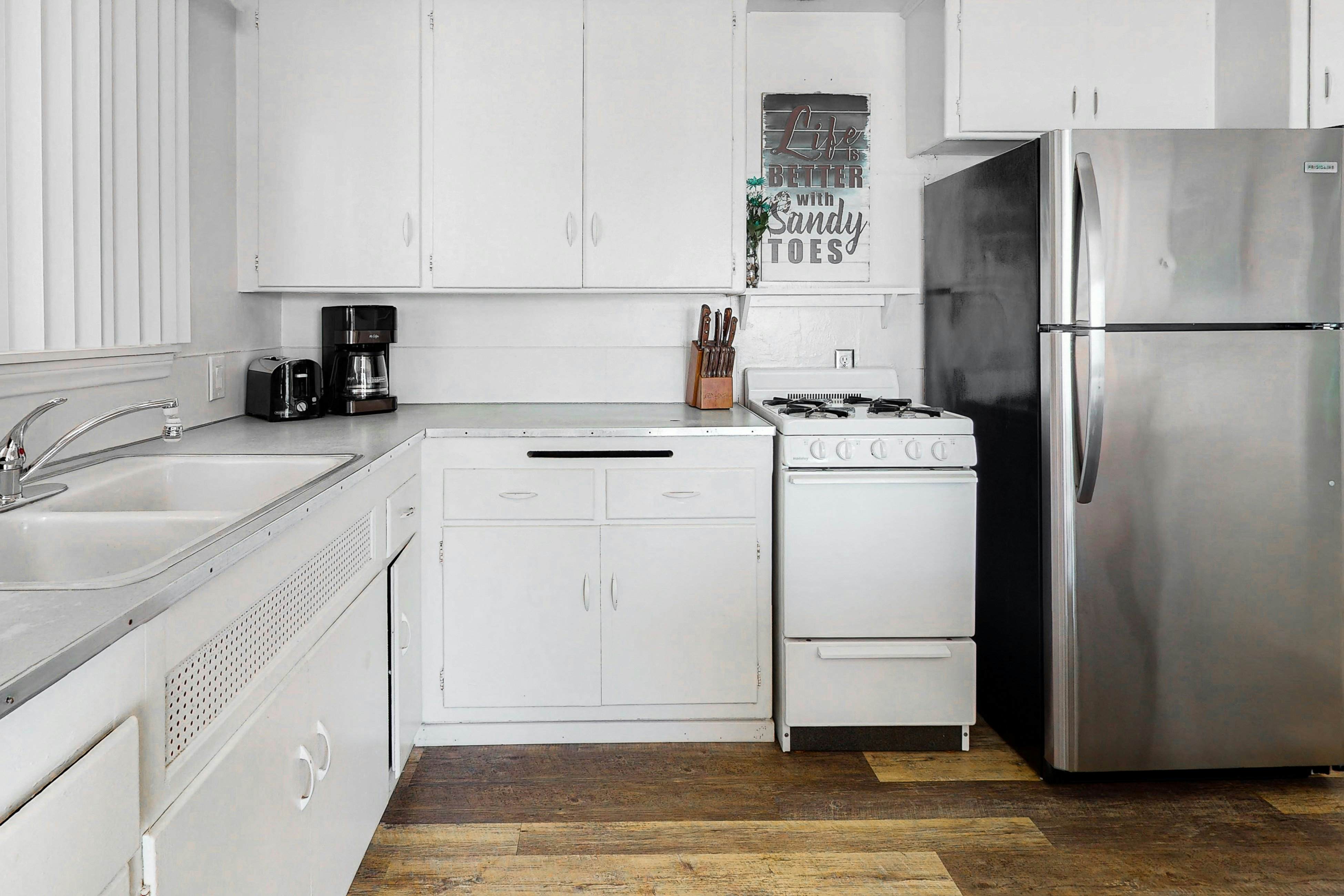 3009 Ocean Street Main