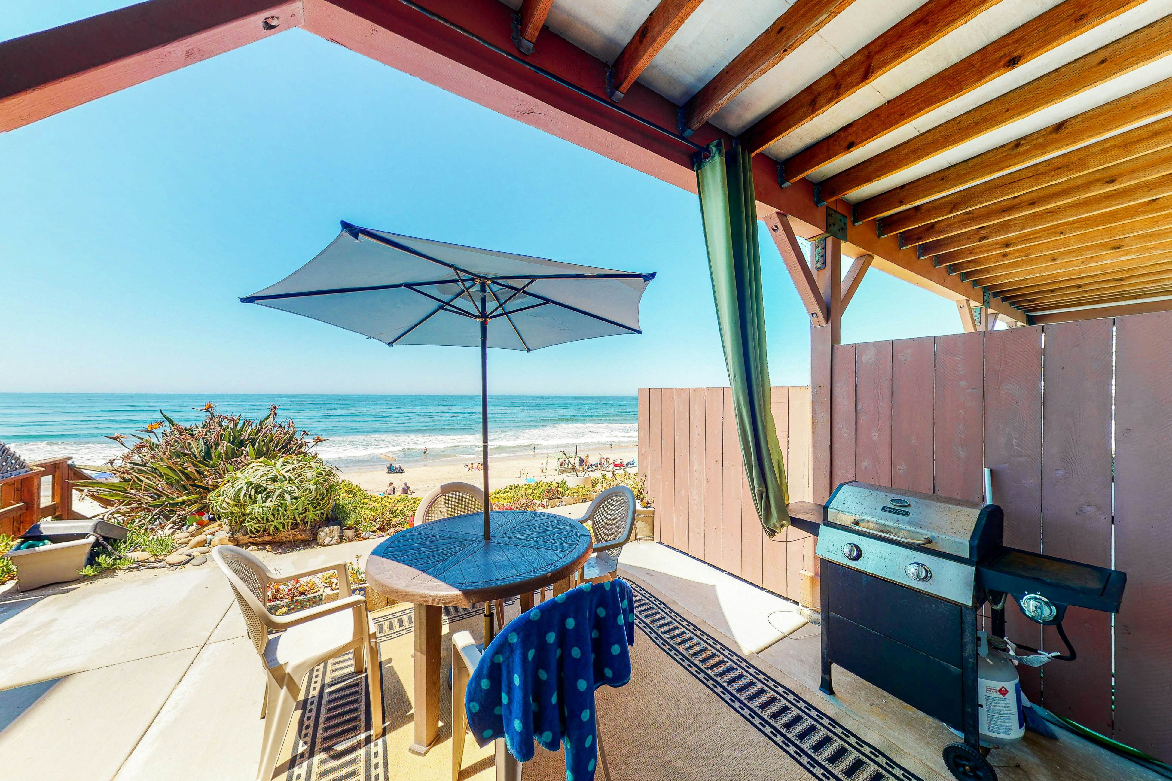 3009 Ocean Street Main