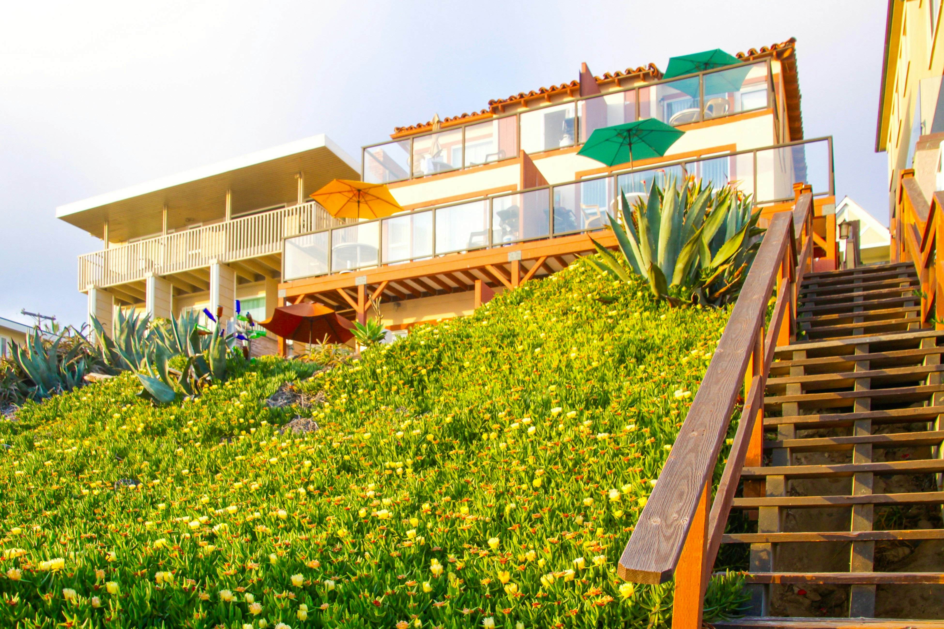 3009 Ocean Street Main