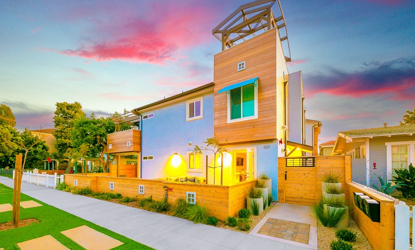 New Tremont Modern Beach