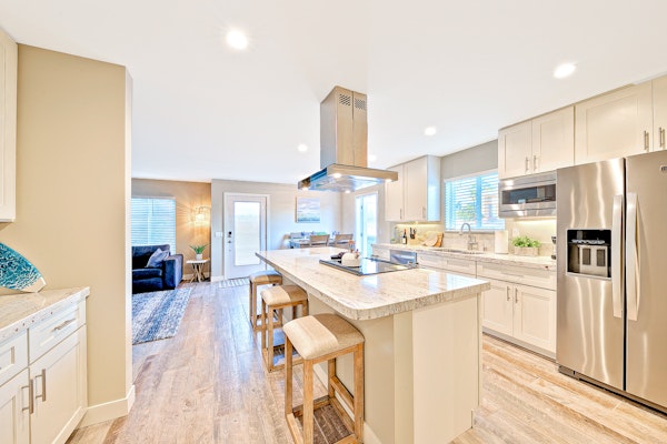 New Tremont Modern Beach