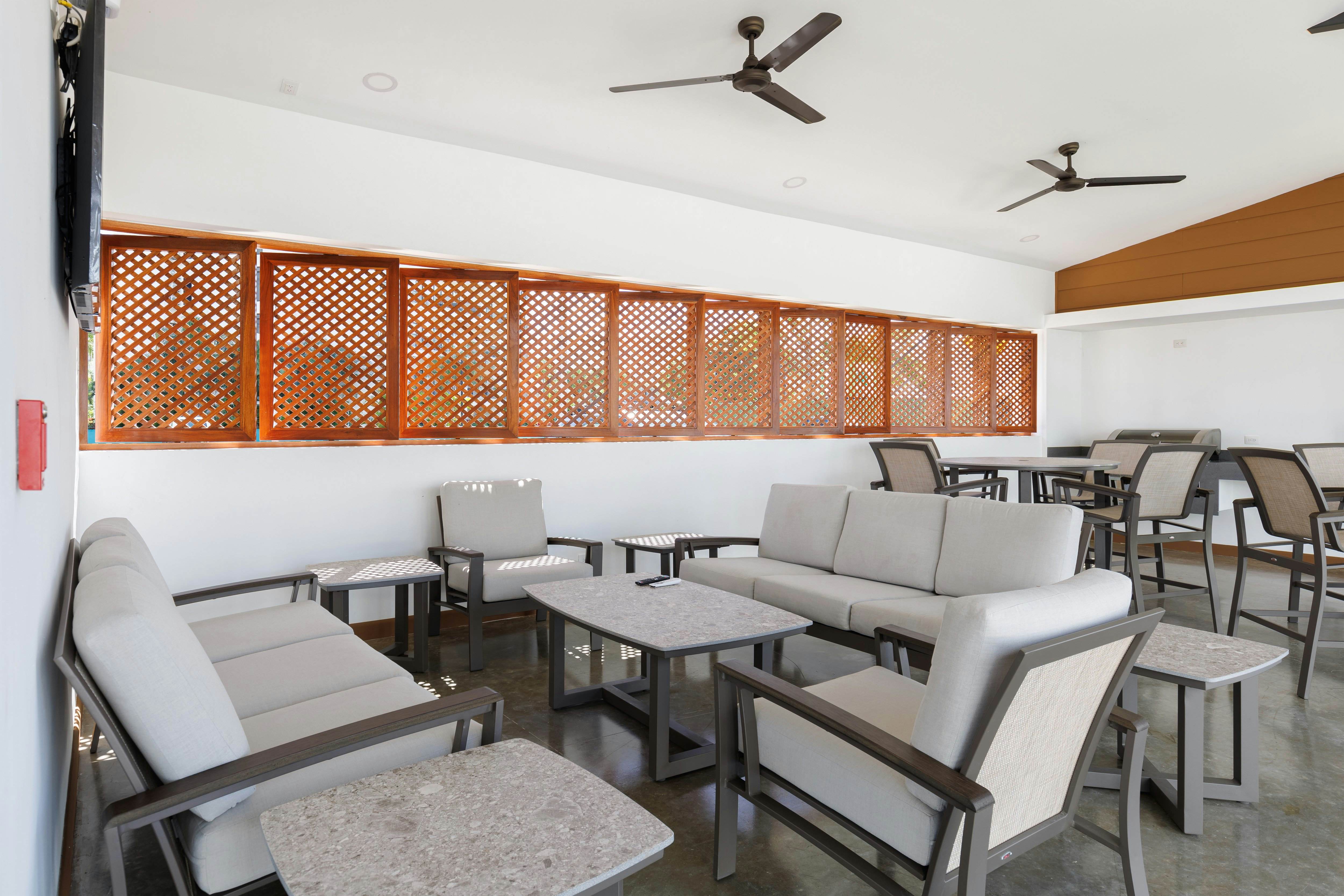 Viva Jaco Viva Jaco Pet-Friendly (02-05A)