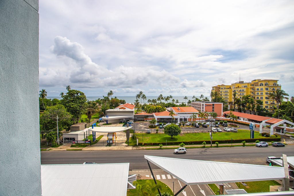 Casago 0702  | Family Retreat | Near the Beach