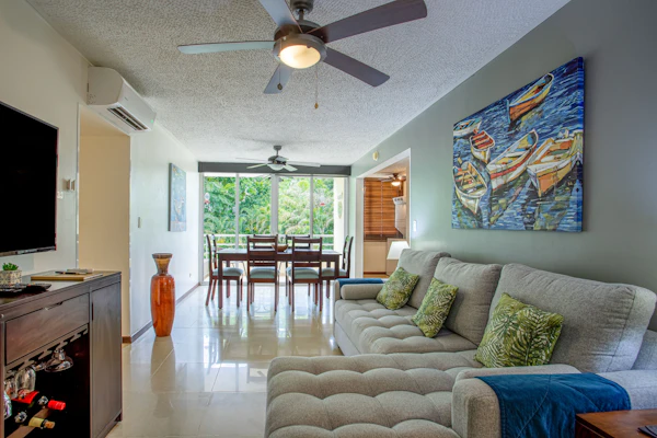 Luxury 3-Bedroom Condo in paradise