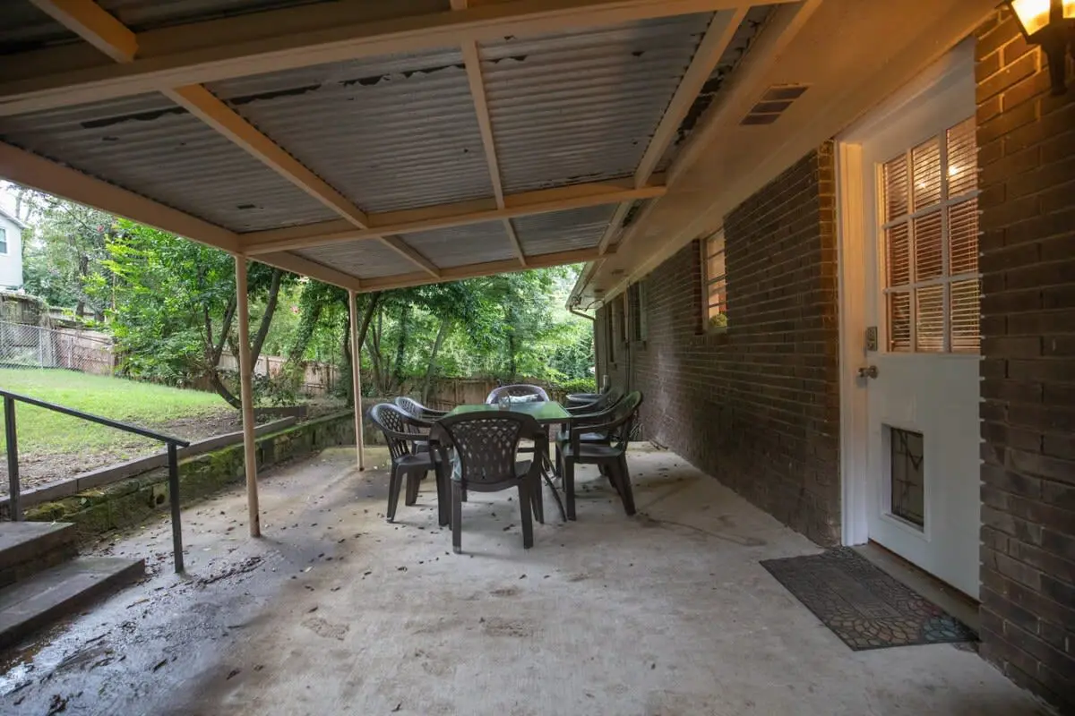 Highland Drive Hideaway