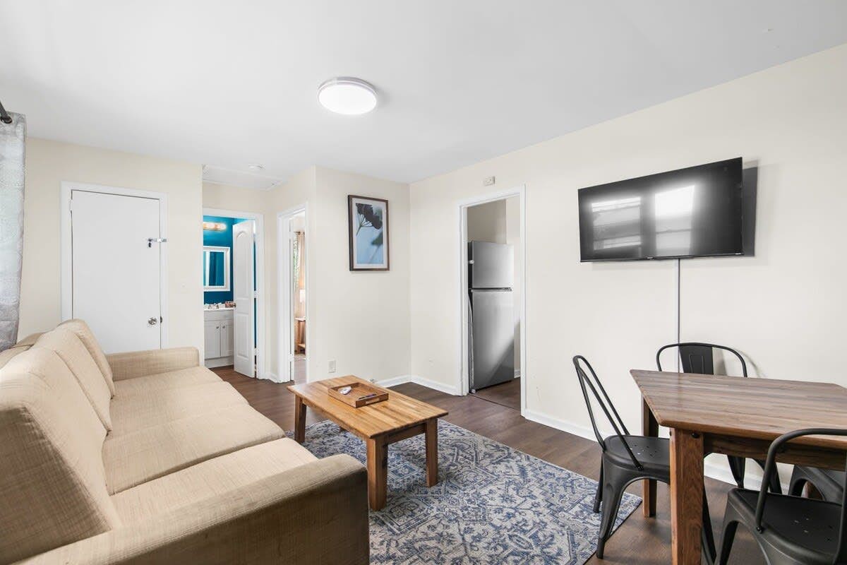 12th Ave The Bricks - Unit 5