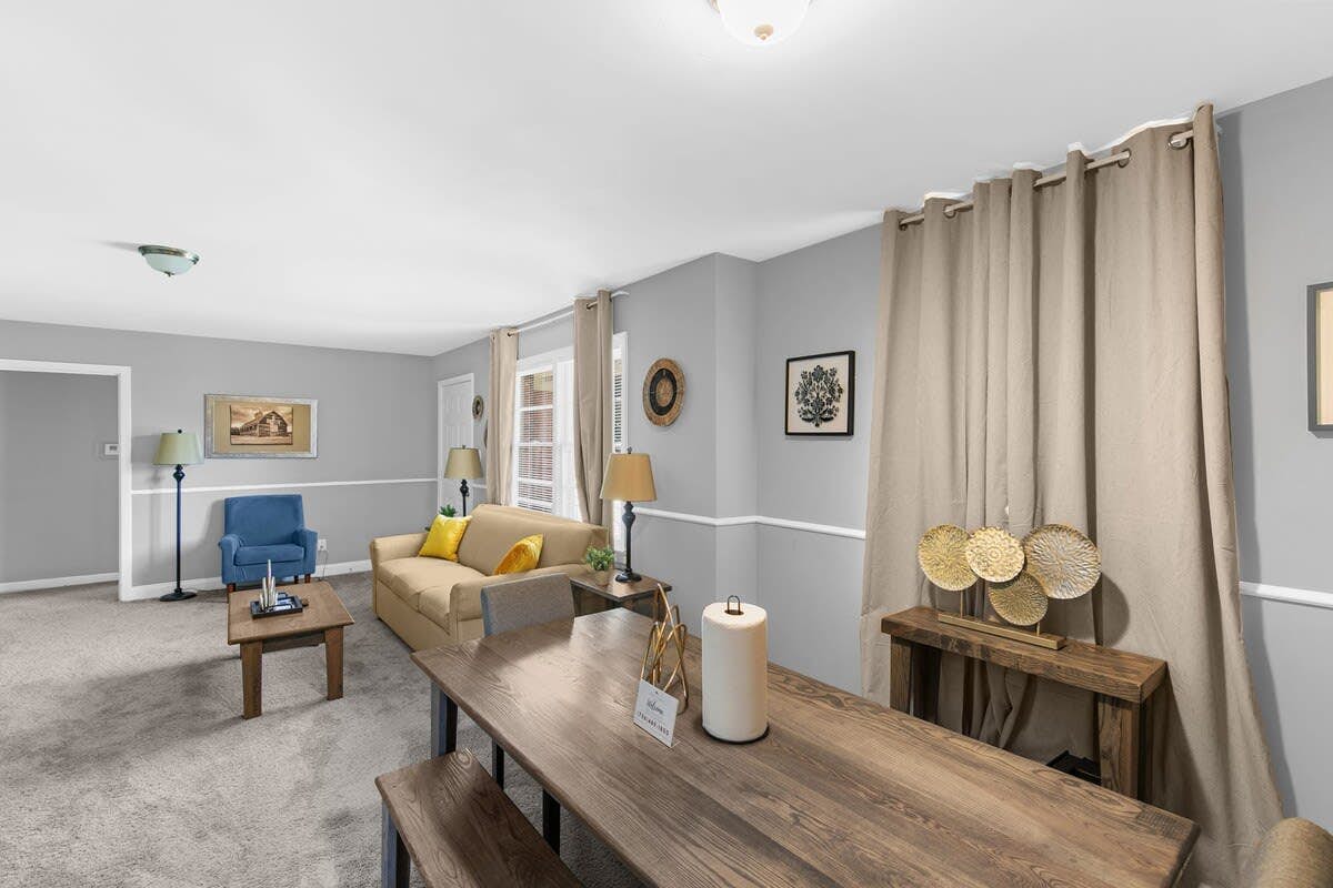 Broadmoor Bungalow - Unit A