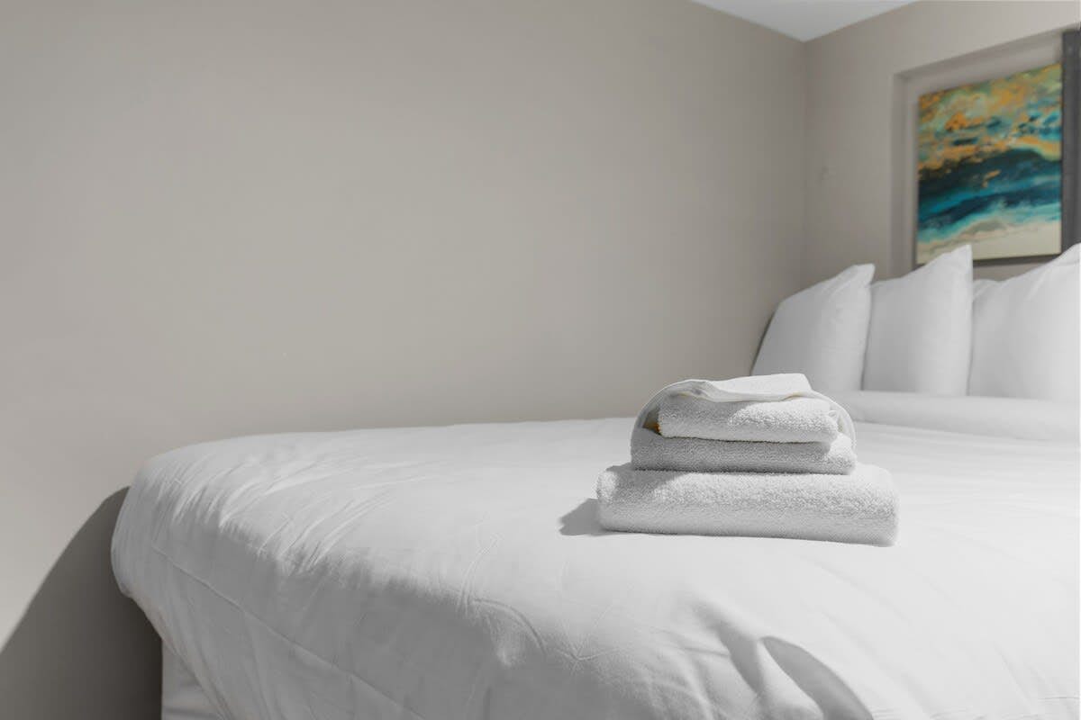 Broadmoor Bungalow - Unit B