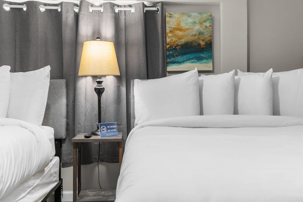 Broadmoor Bungalow - Unit B