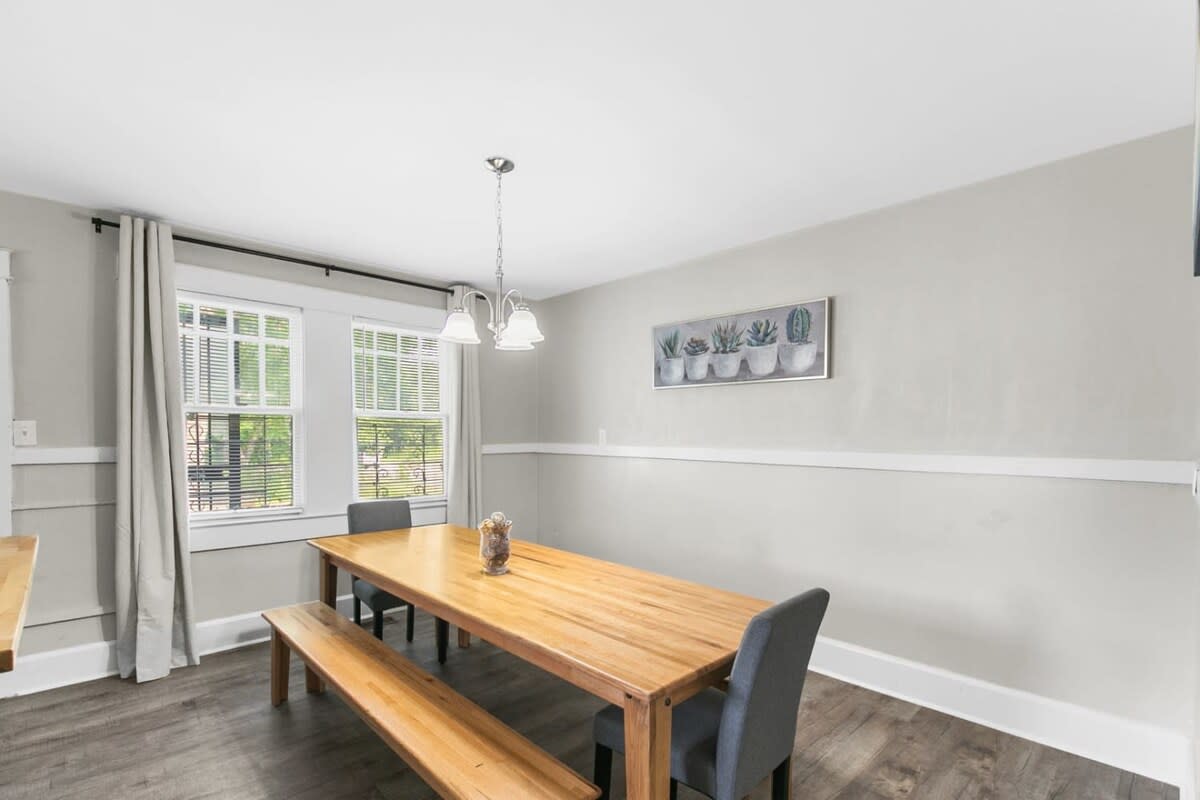 Renovated! Mins to BHM CrossPlex-Central Park Chic