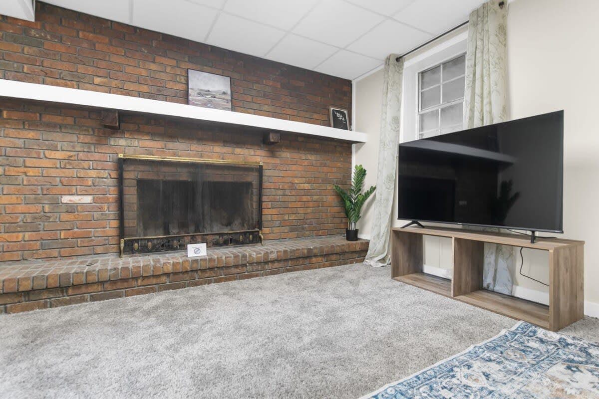 Miami Family Friendly in Forestdale