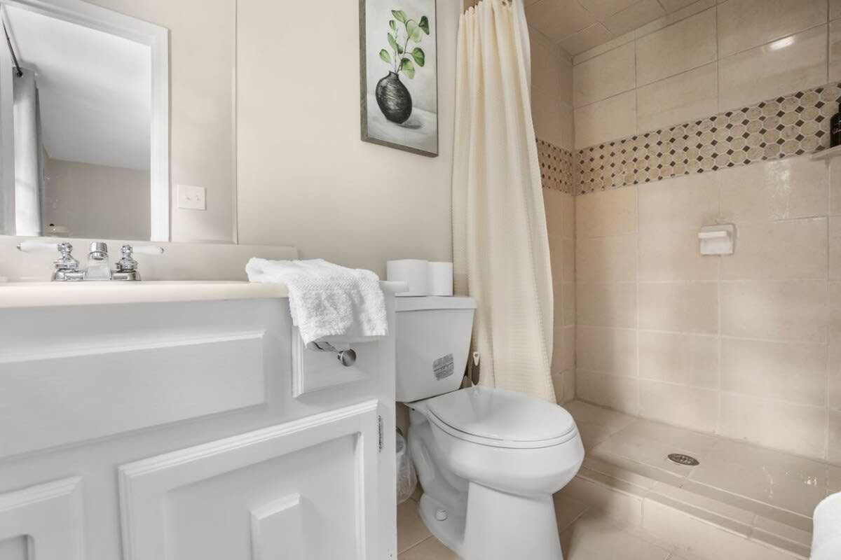 Miami Family Friendly in Forestdale