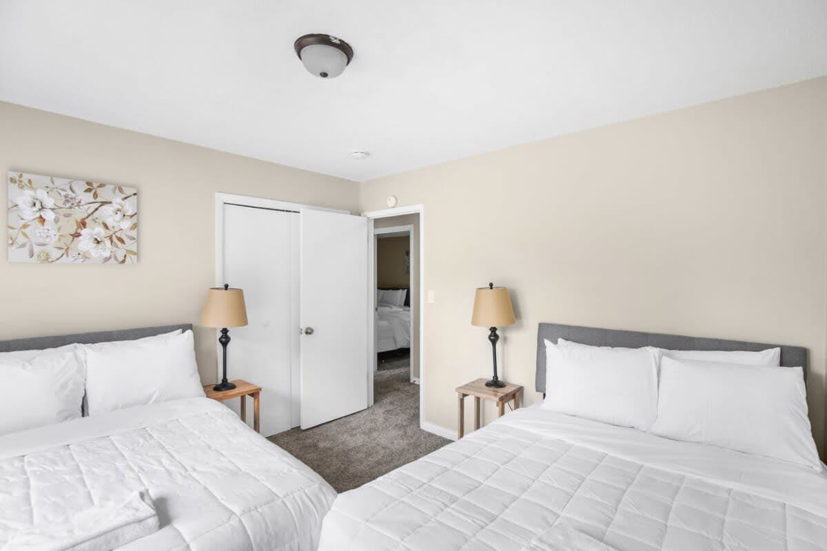 Miami Family Friendly in Forestdale