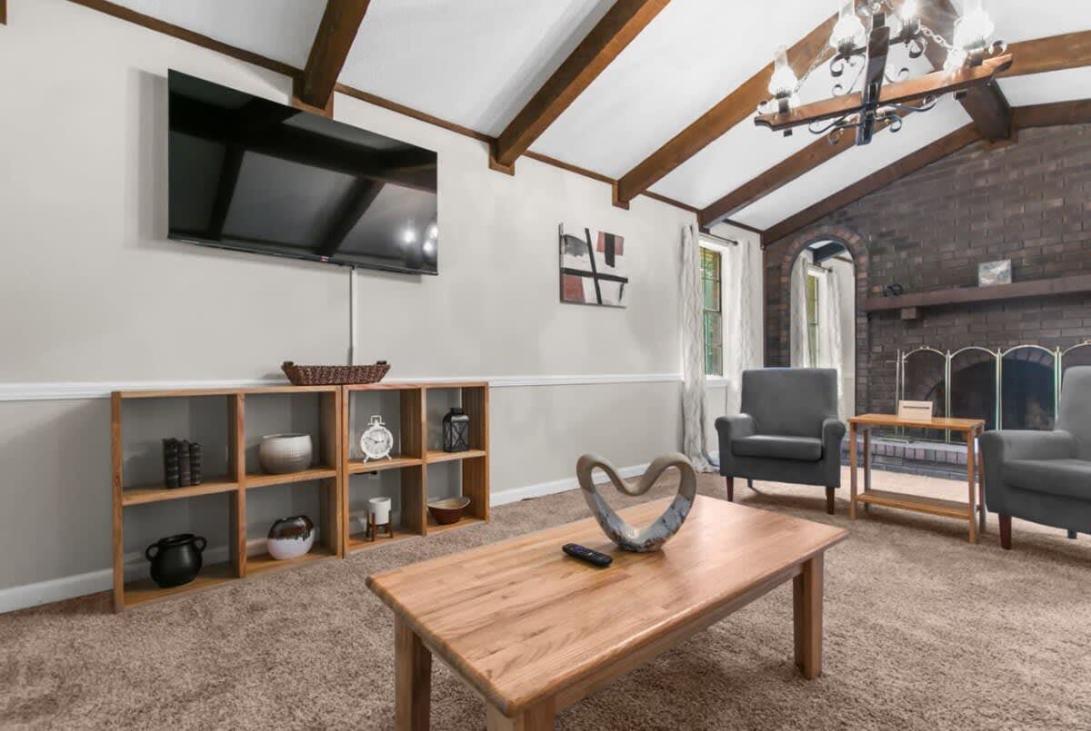 Miami Family Friendly in Forestdale