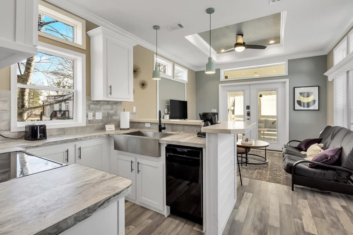 Tranquil Tiny Home near Hiking - Nesting Nook