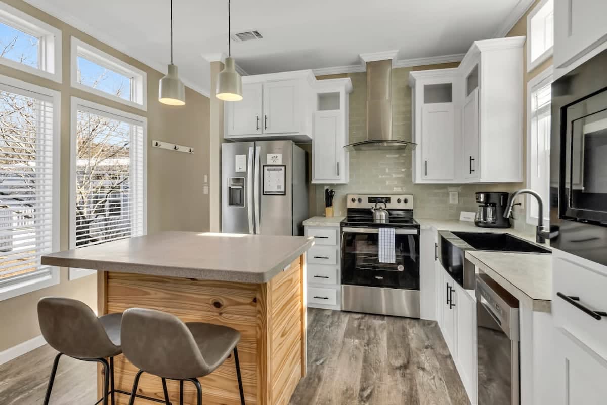 Petite Retreat by Green Mountain - Cozy Byrd Nest