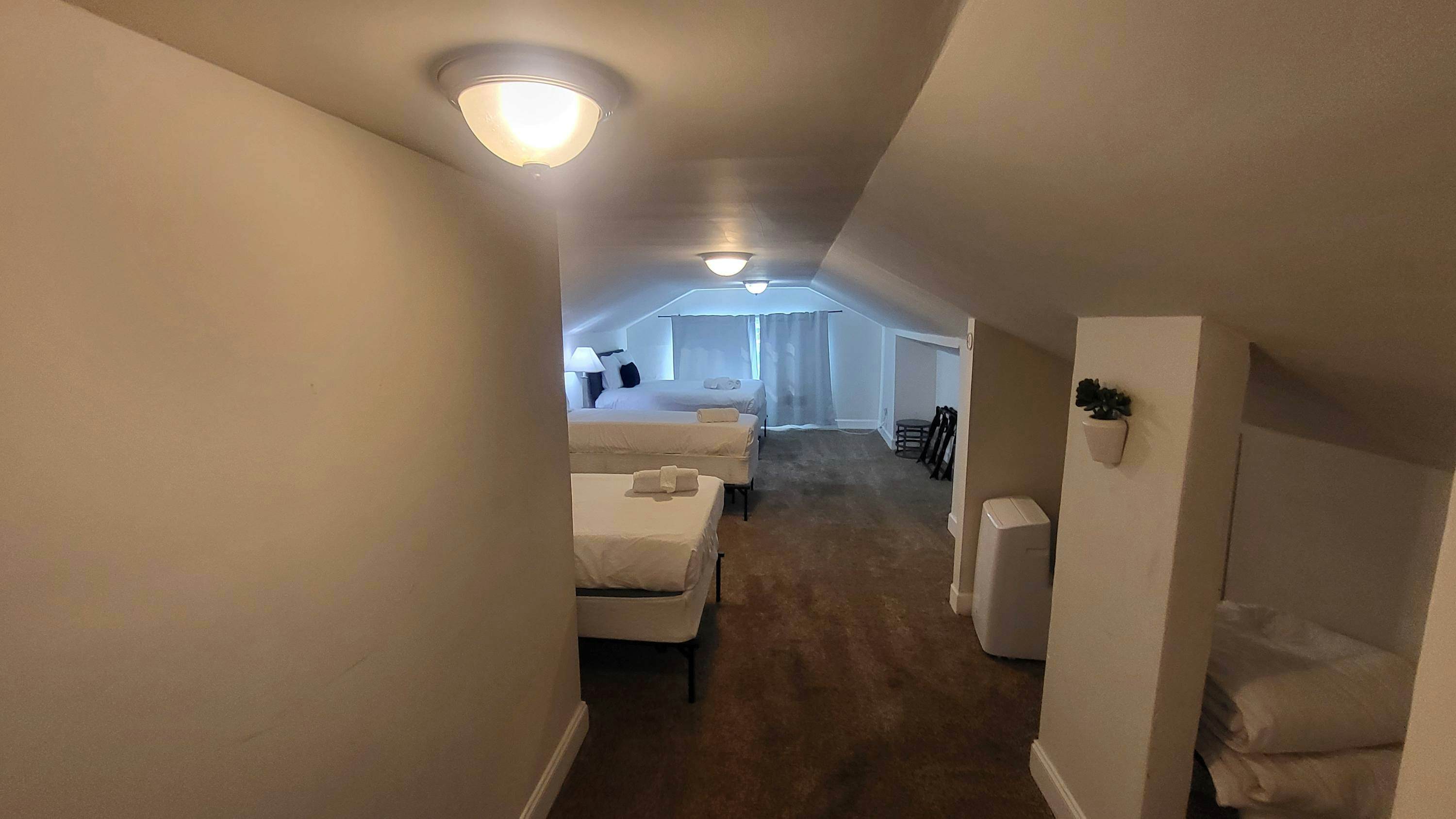 83rd Street Comfy Cottage