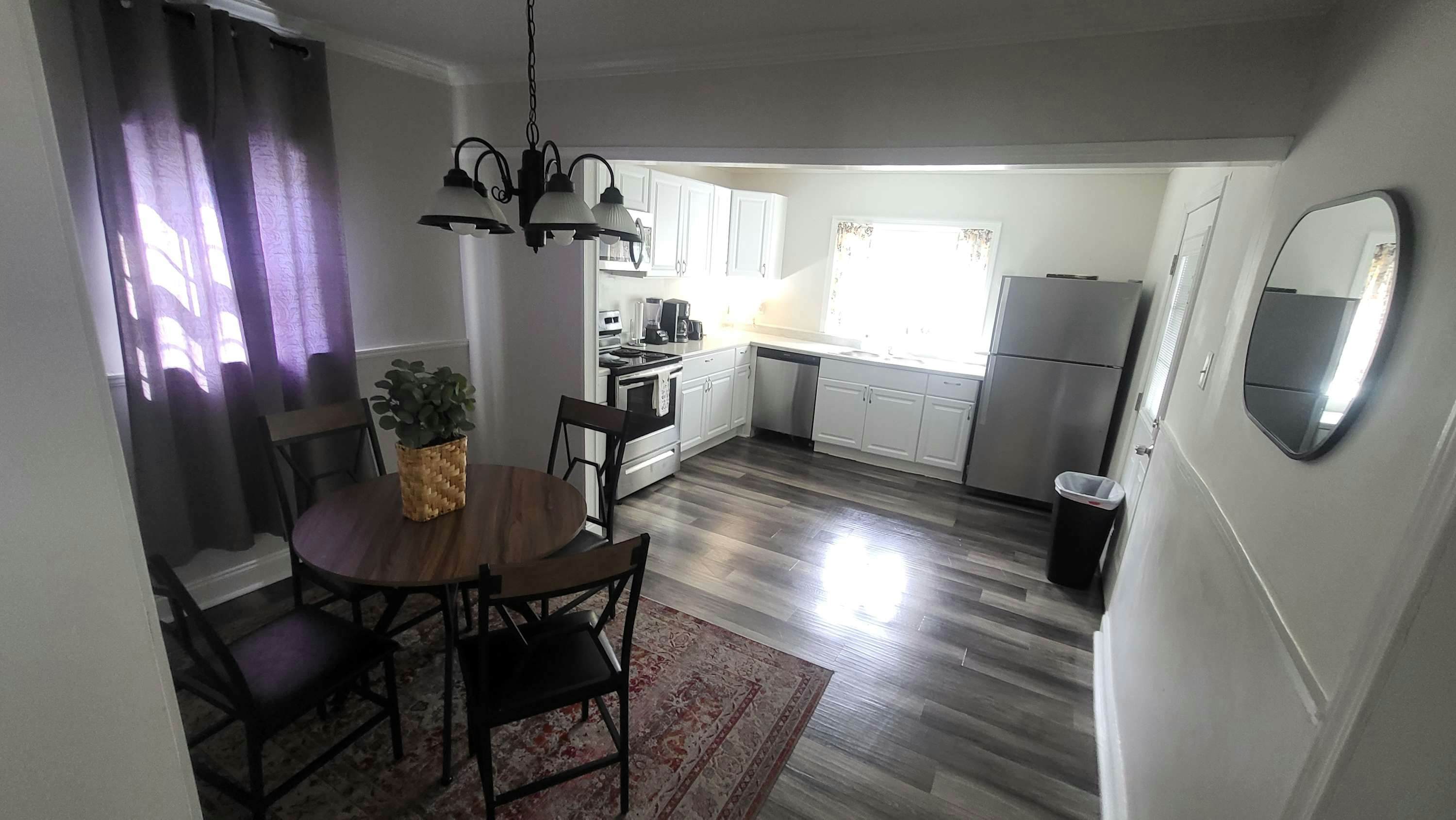 83rd Street Comfy Cottage