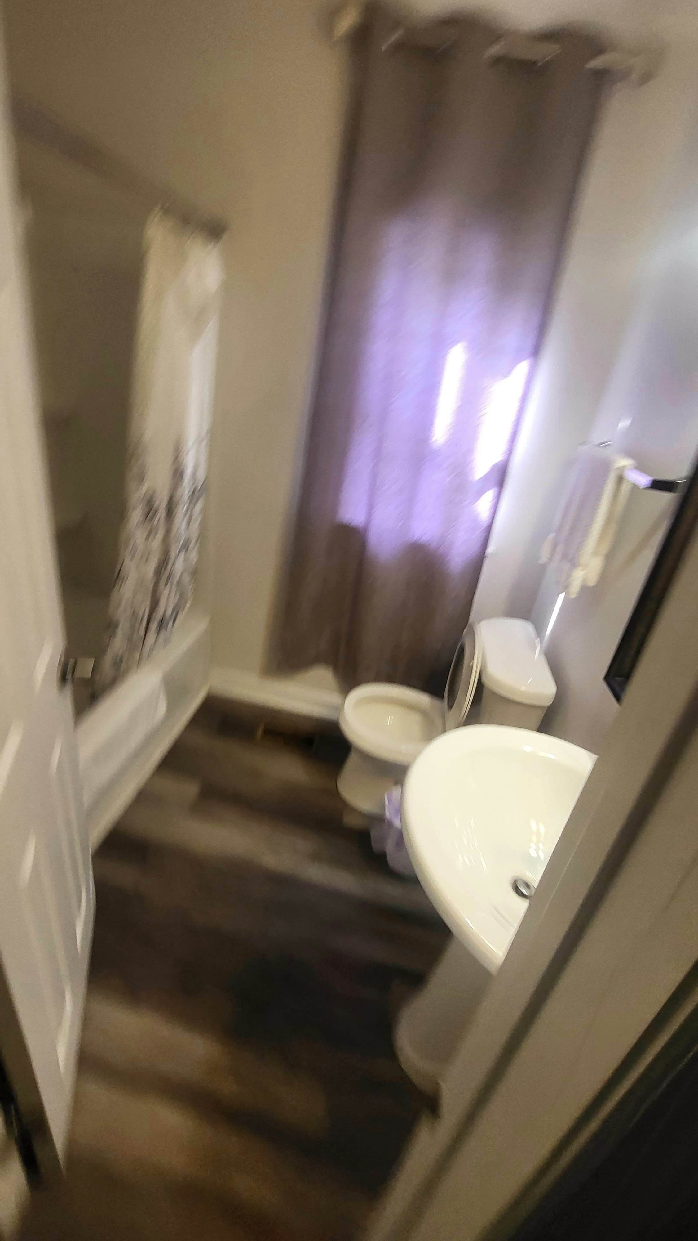 83rd Street Comfy Cottage