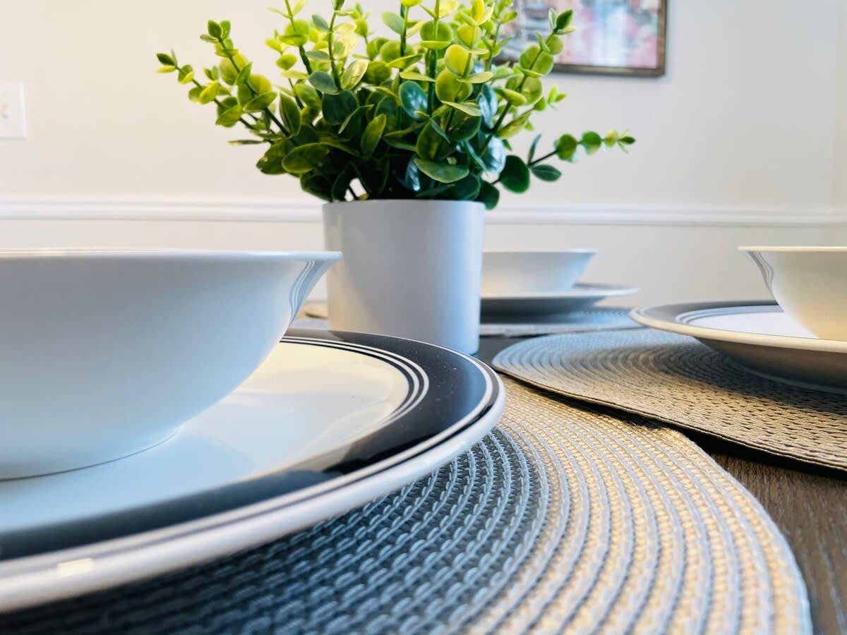 83rd Street Comfy Cottage