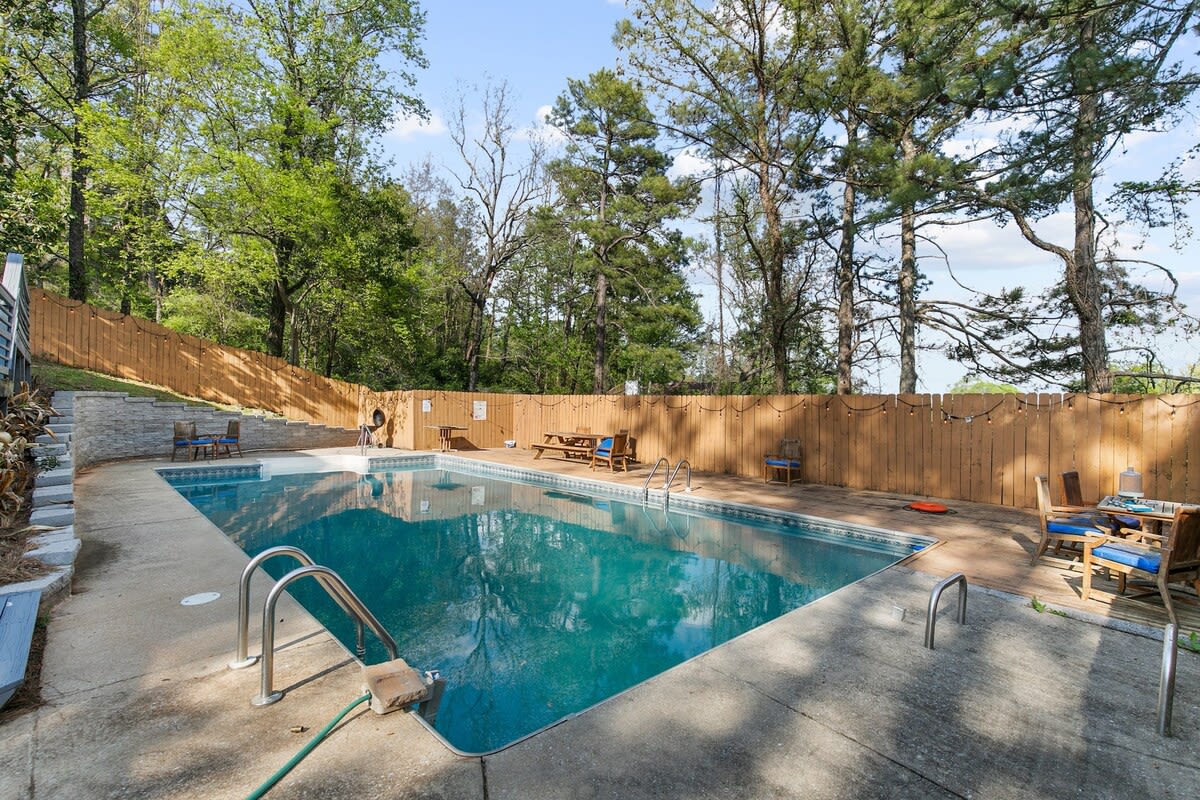 Pool, Huge Porch&Outdoor Dining - Terrace House