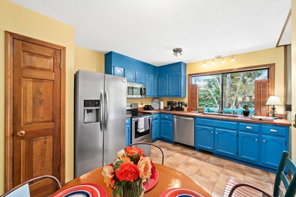 Backyard and Near Space Center - Jolly Green Giant