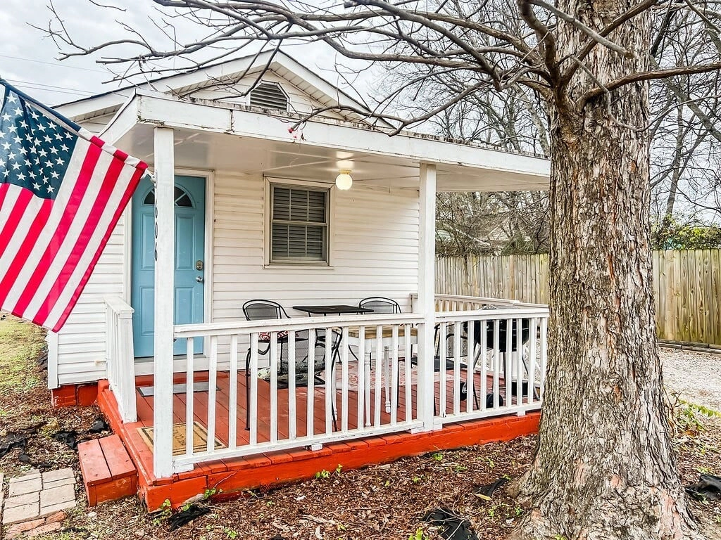 Schiffman Northeast Nook