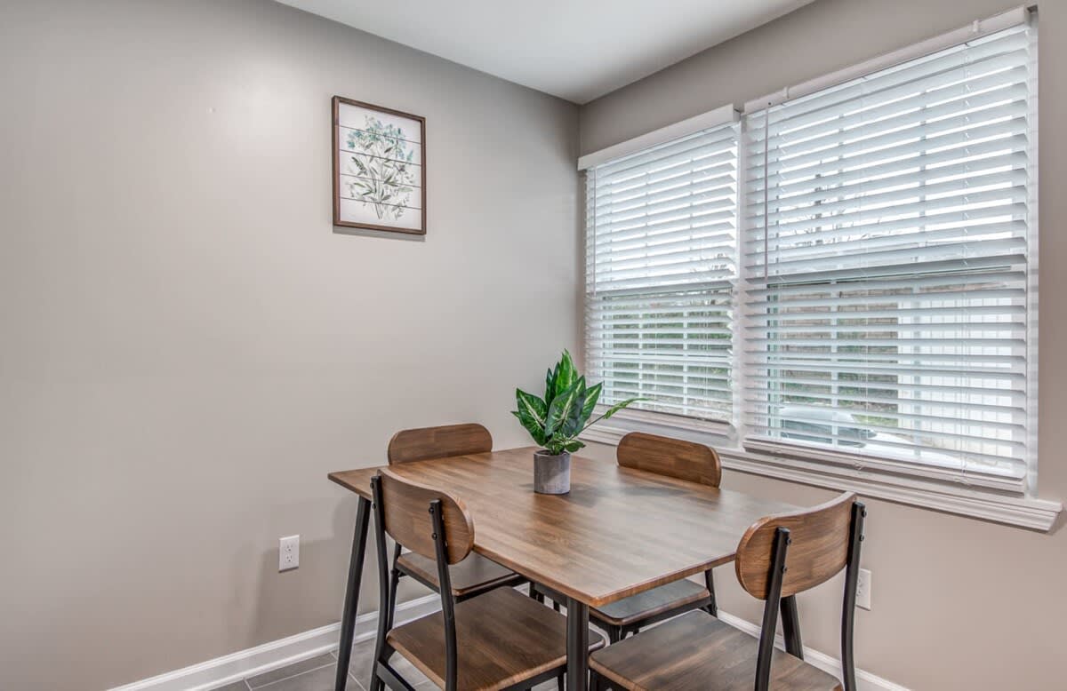 Modern Interior, Near Downtown! Warm at Wellsville