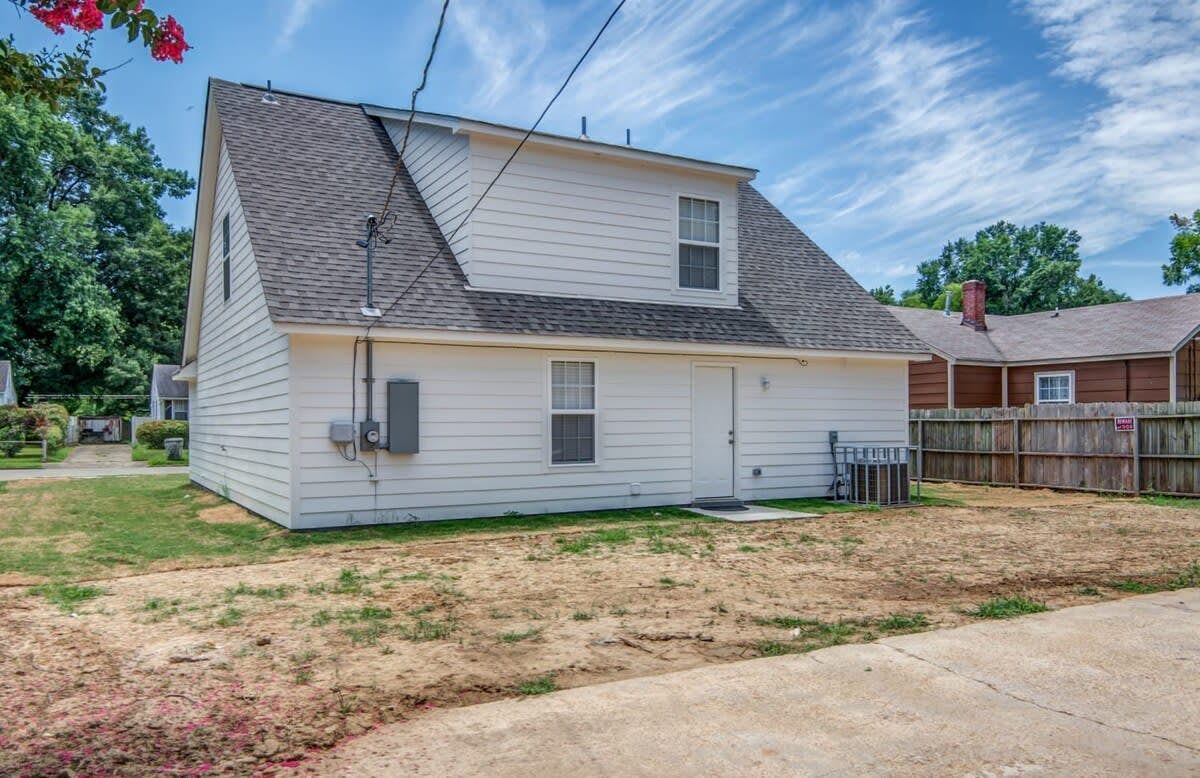 Given Grace Dreamhouse