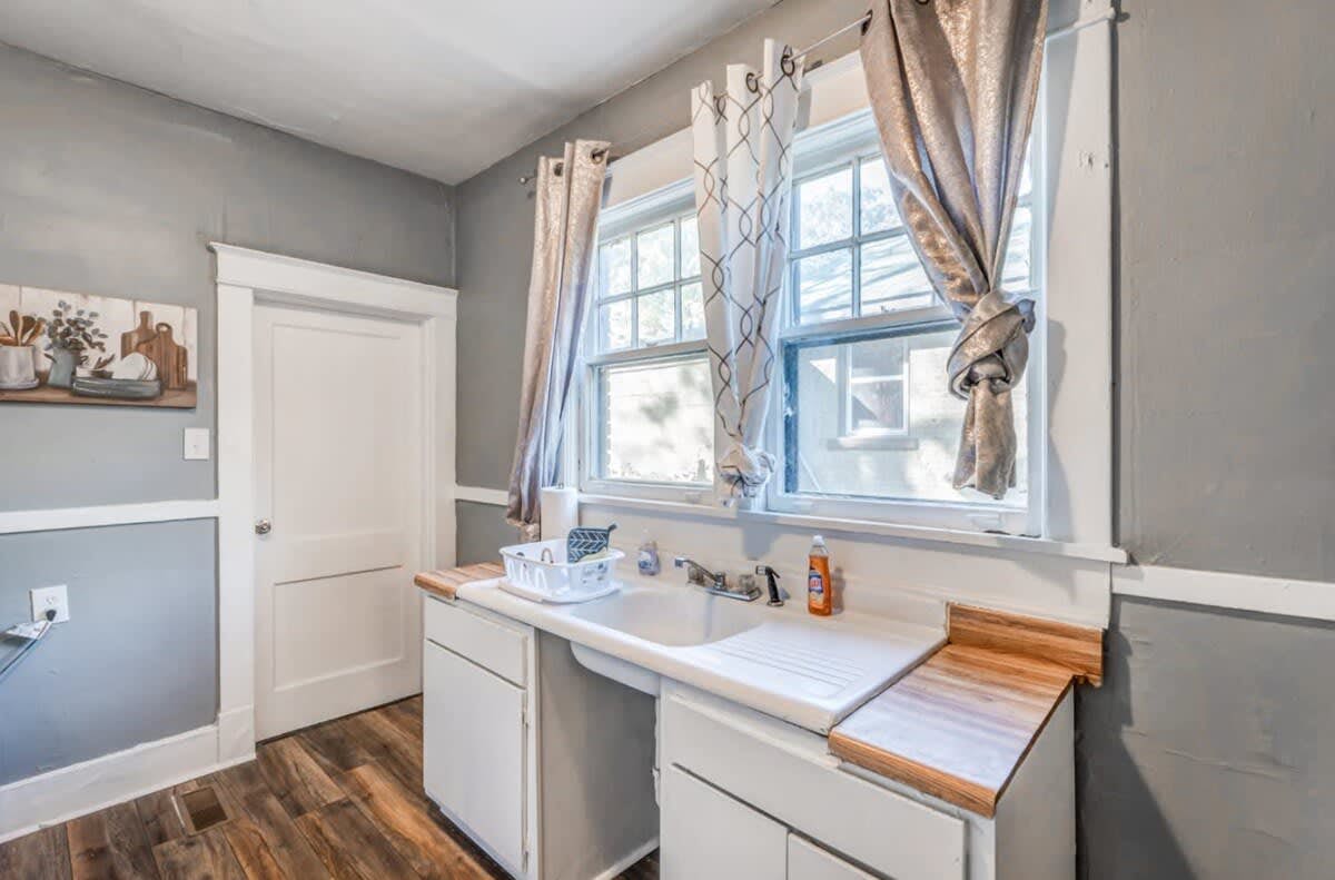 Rozelle Roost Downstairs