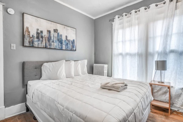 10 Min to U of Memphis-Rozelle Retreat Left Unit