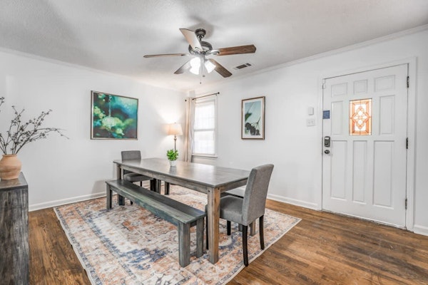 20 Minutes from Downtown - Blues City Retreat