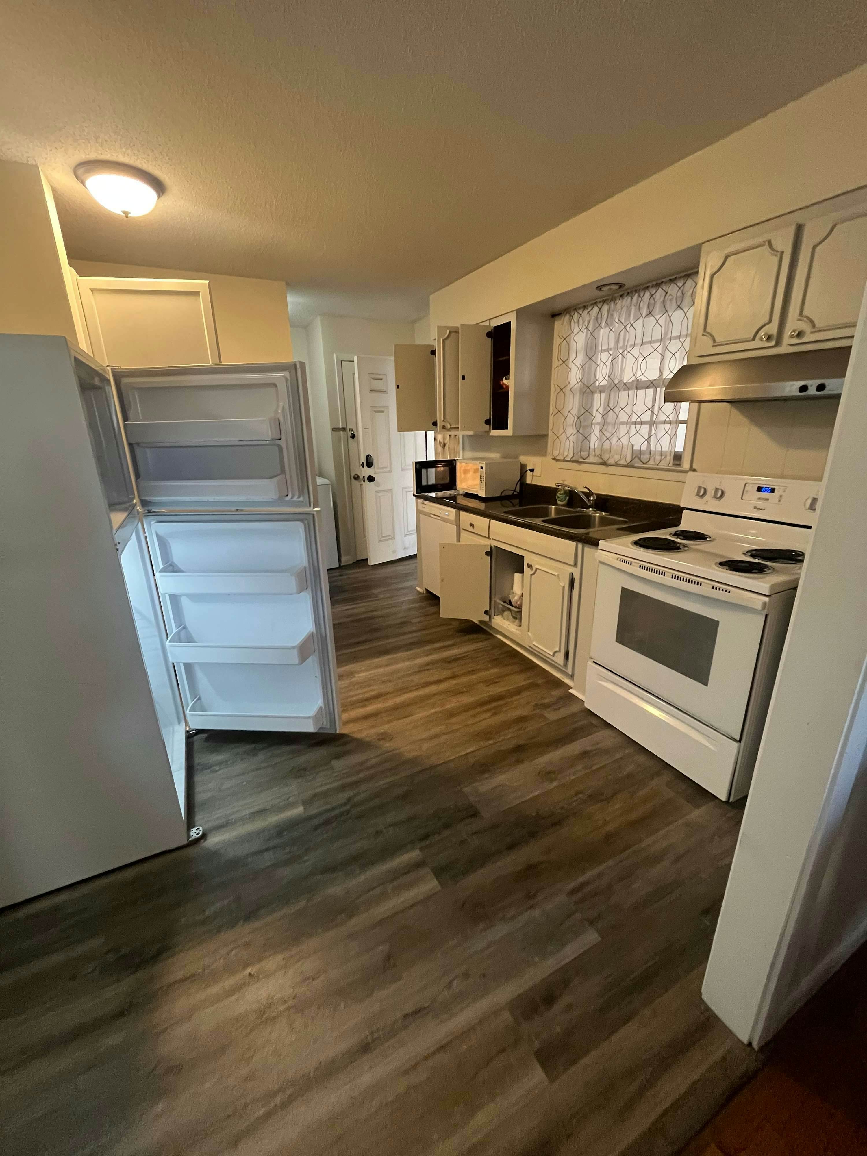 Judy Lynn Collective