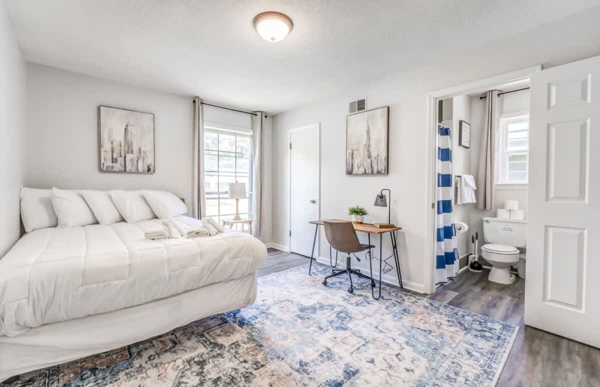 Judy Lynn Collective