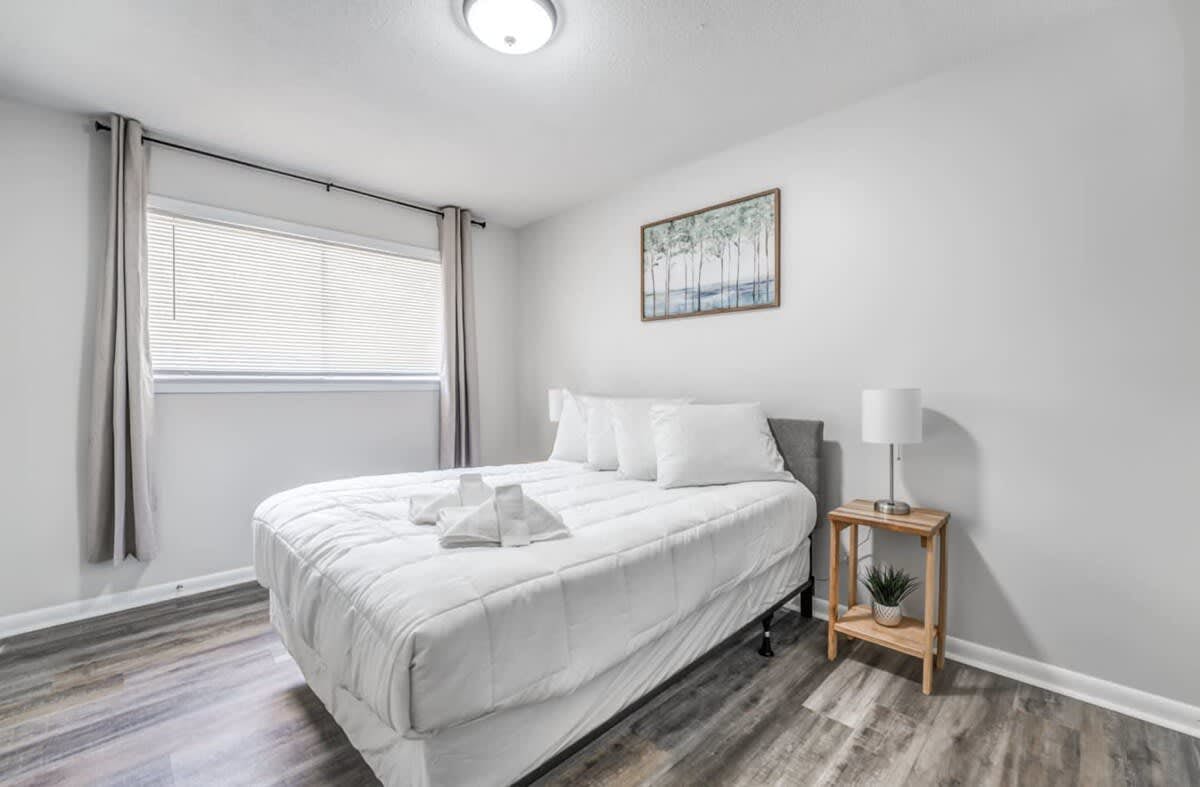 Judy Lynn Collective