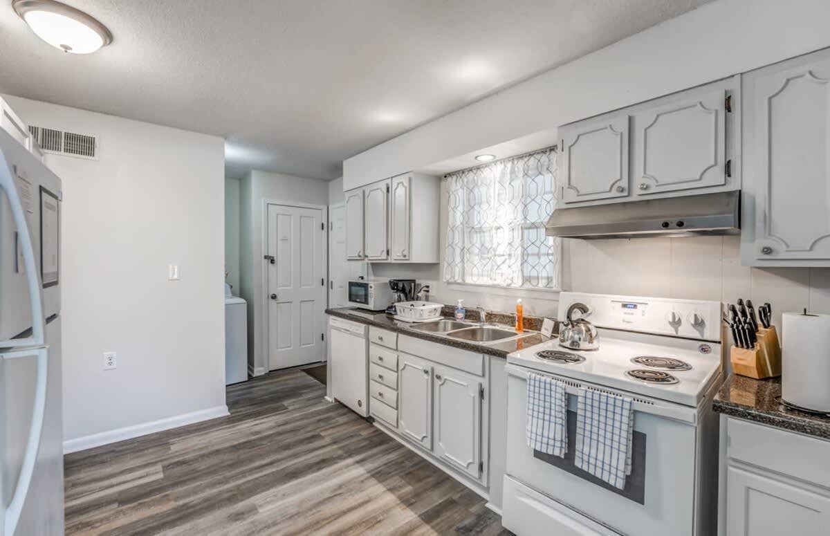 Judy Lynn Collective