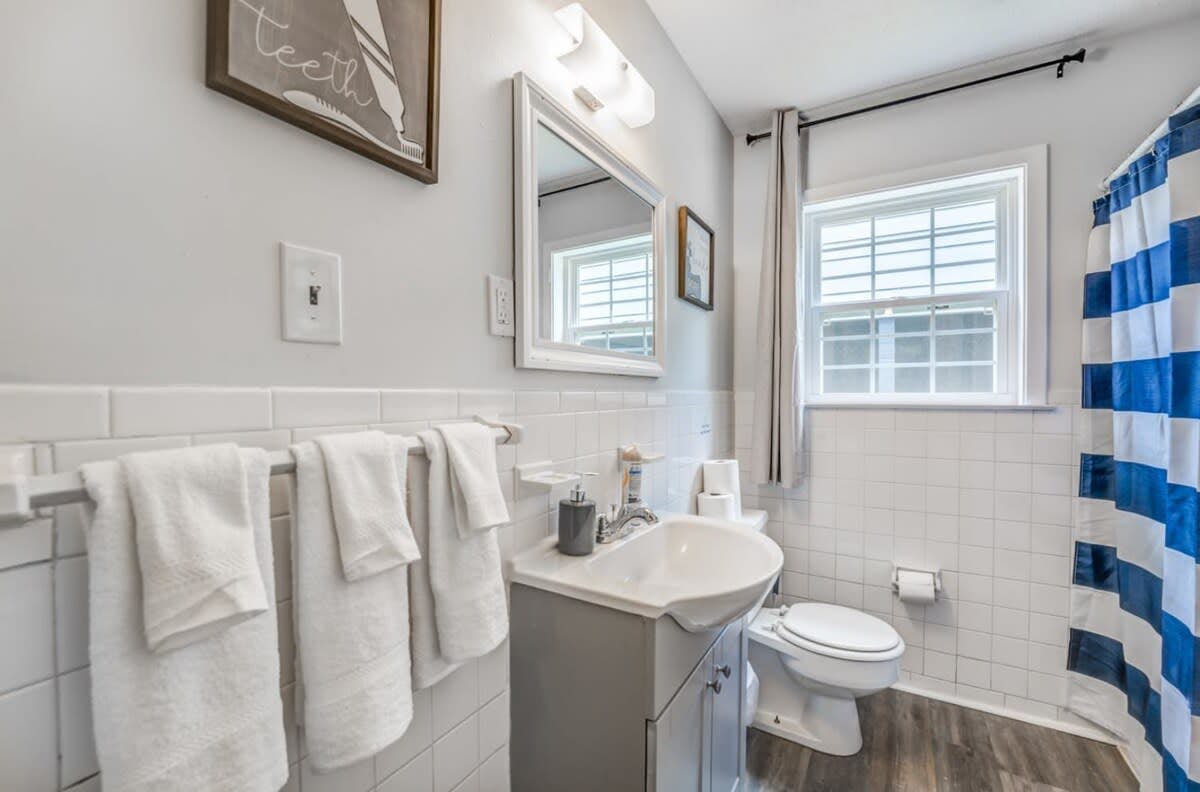 Judy Lynn Collective