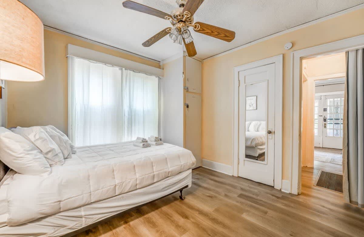 Garland Haven Hideaway Unit B