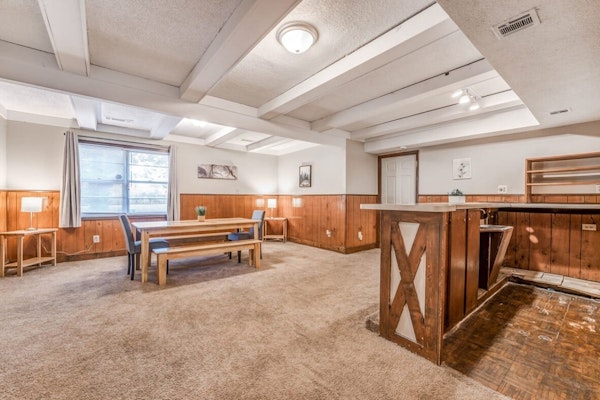 Minutes from the Airport - Wonderful Warrington