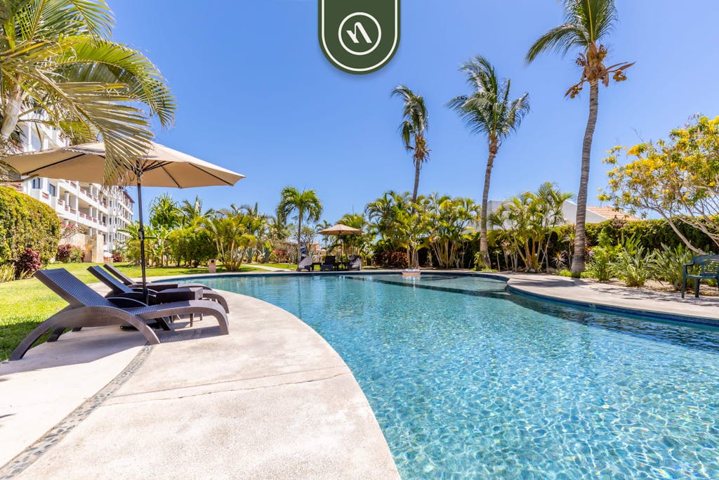 New 2 BR Condo in San Jose - Pool - Tennis