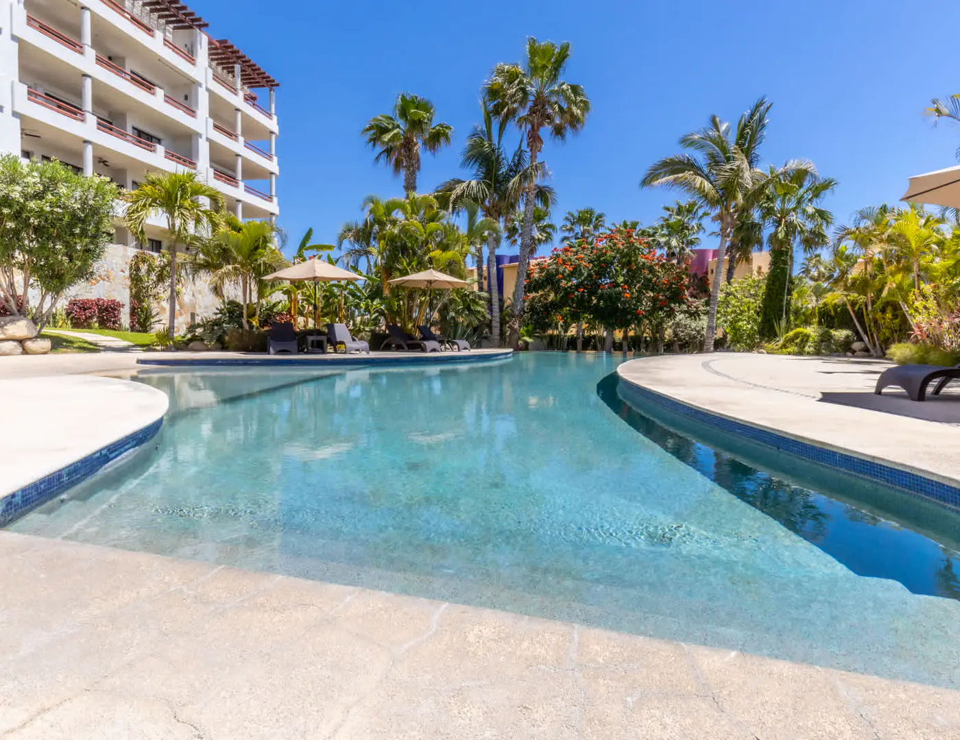 Spacious 2 BR Condo in San Jose - Pool - Tennis
