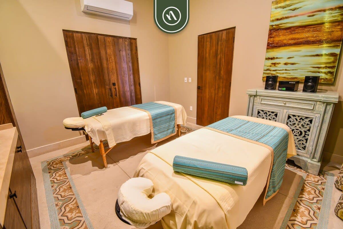 Luxury House with Ocean View