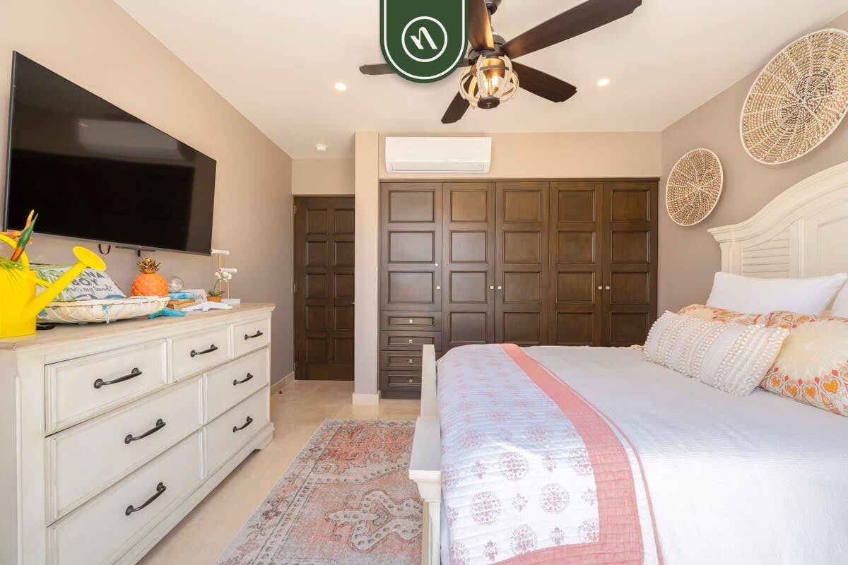 Luxury House with Ocean View