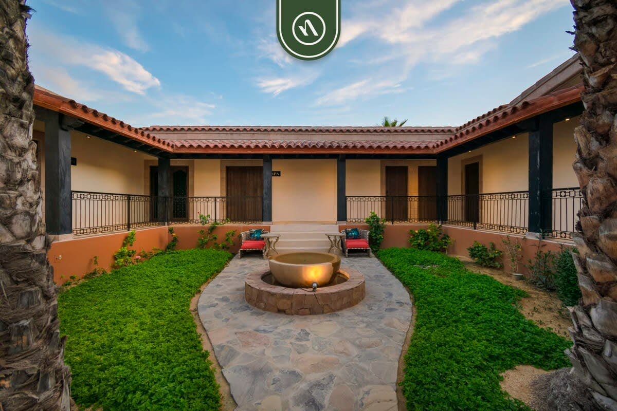 Luxury House with Ocean View