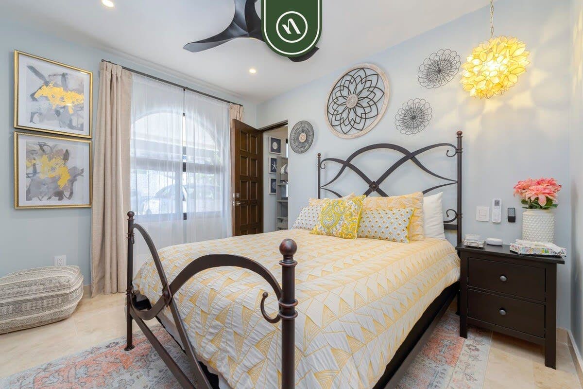 Luxury House with Ocean View